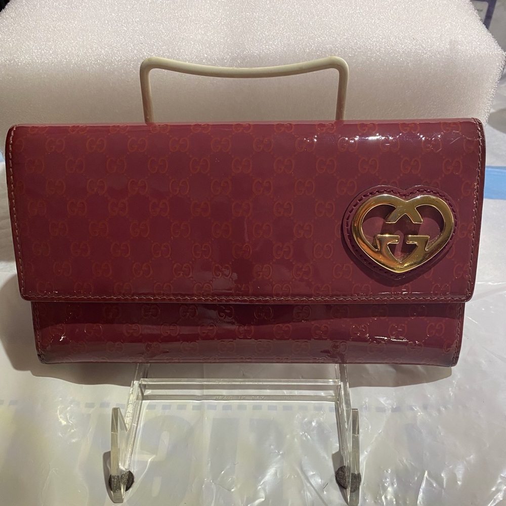Gucci Authentic Lovely Heart Bi- Fold Long Wallet